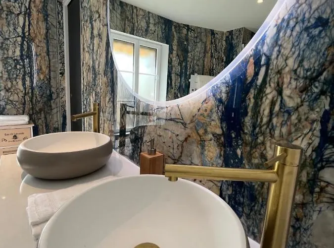 Domaine Pierre Monnaie Villa *